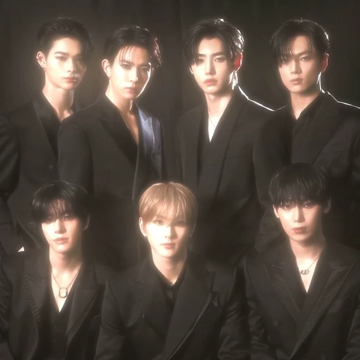 Enhypen (OT7) thumbnail