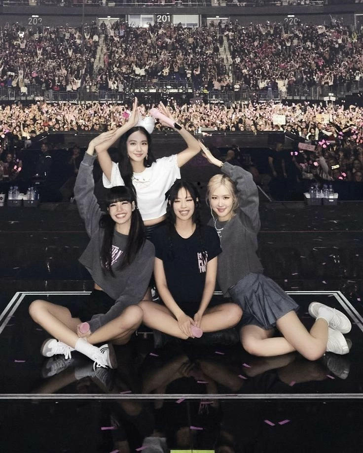 blackpink+Bts thumbnail