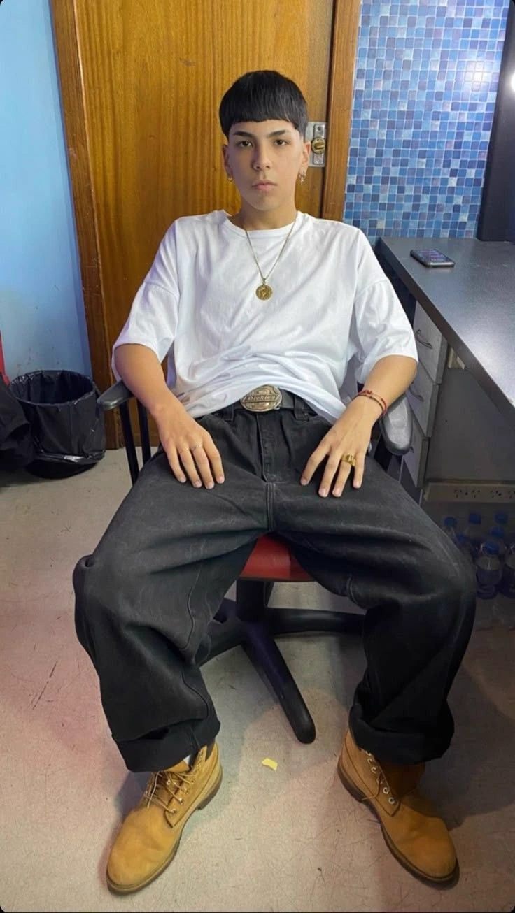 Milo j  thumbnail