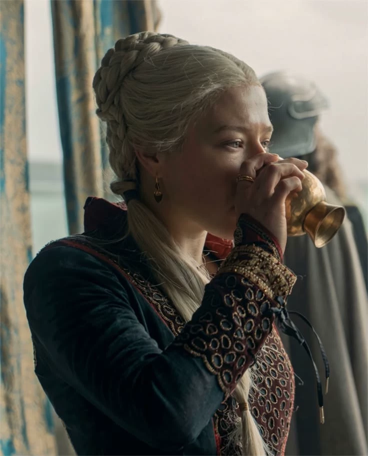 Rhaenyra Targaryen thumbnail