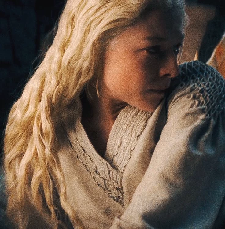 Rhaenyra Targaryen thumbnail