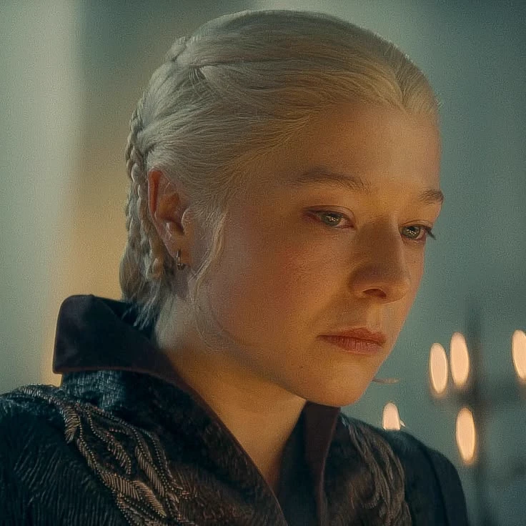 Rhaenyra Targaryen thumbnail
