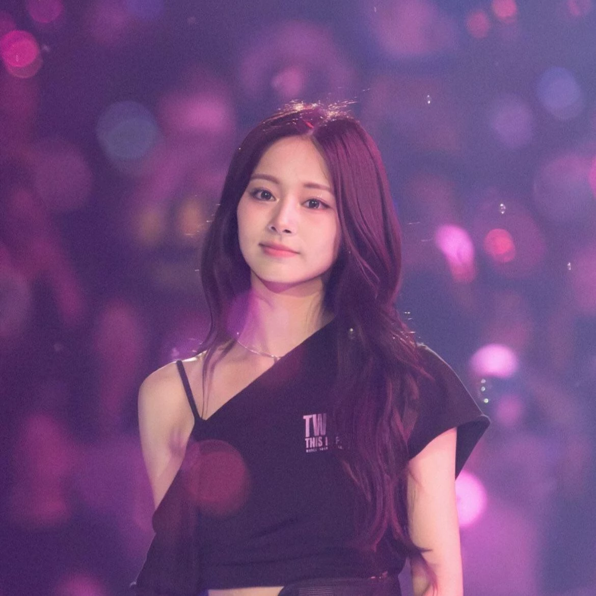 Chou Tzuyu thumbnail