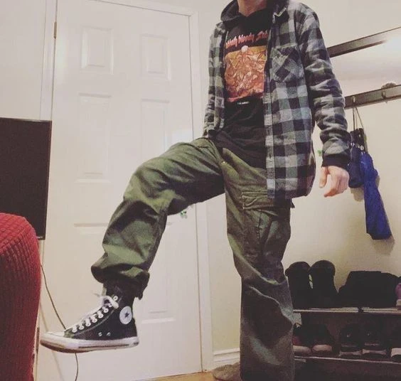 Riley - 2000s Skater Boy thumbnail