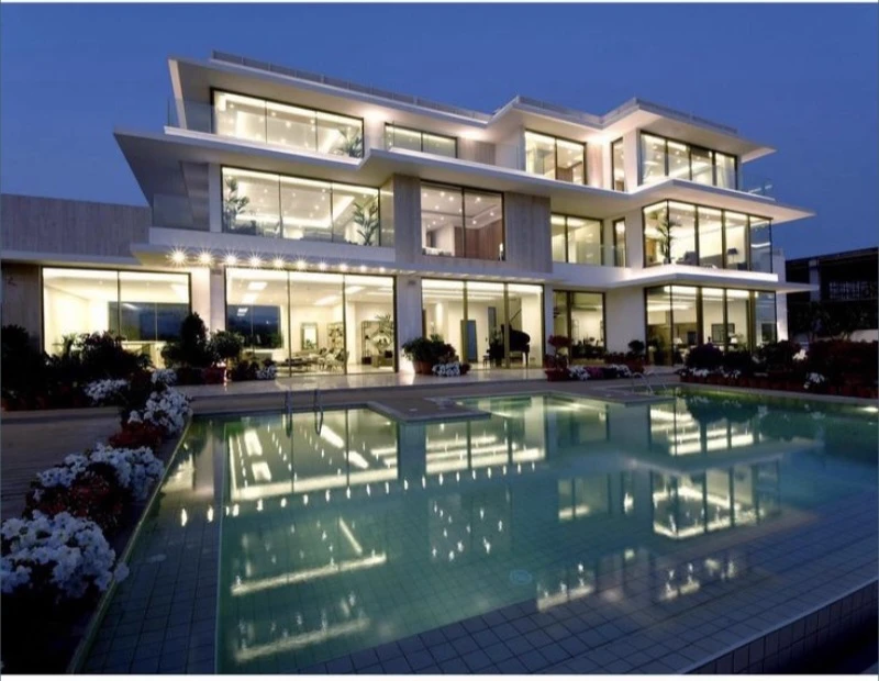 PARTY AT THE HOUSE!! thumbnail