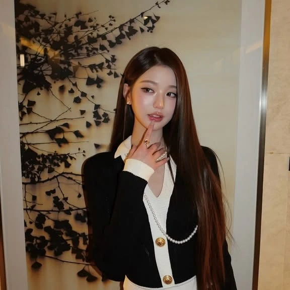 Wonyoung hot