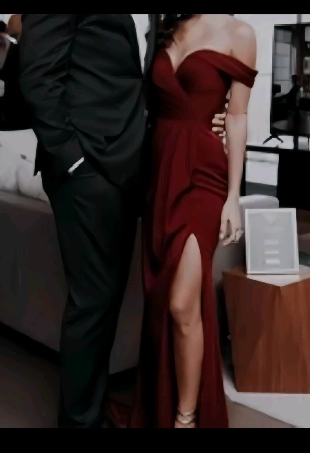 poly couple thumbnail