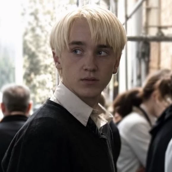 Draco Malfoy thumbnail