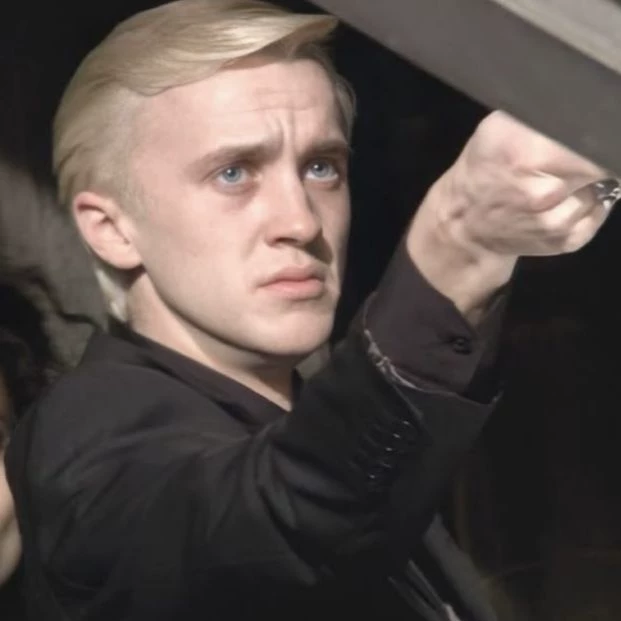 Draco Malfoy thumbnail