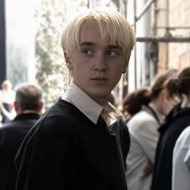 Draco Malfoy thumbnail