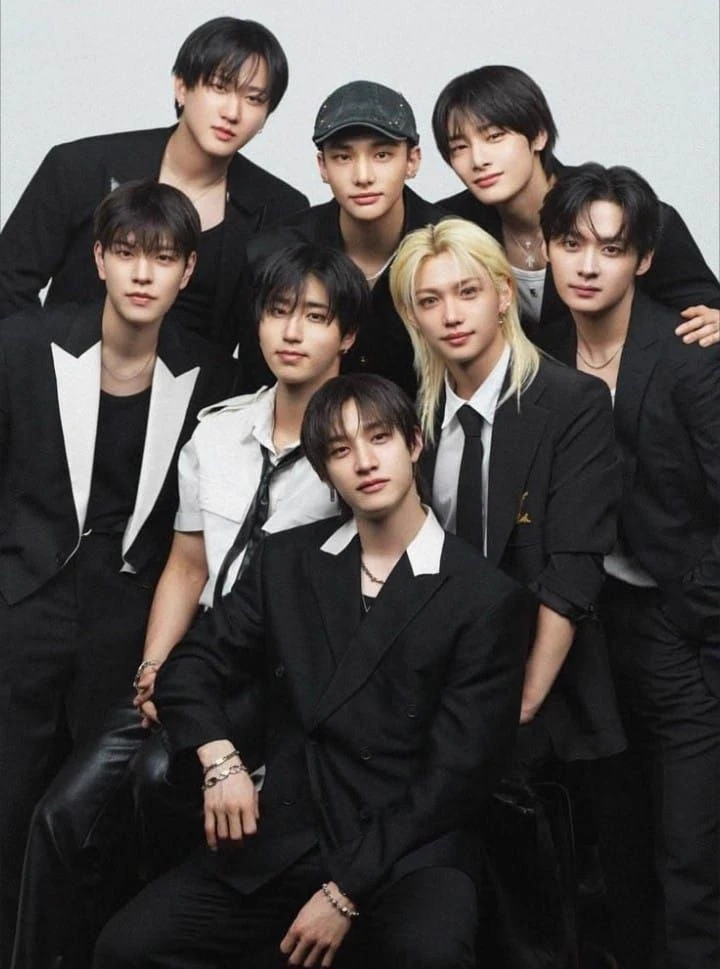 Stray Kids Mafia Bosses thumbnail