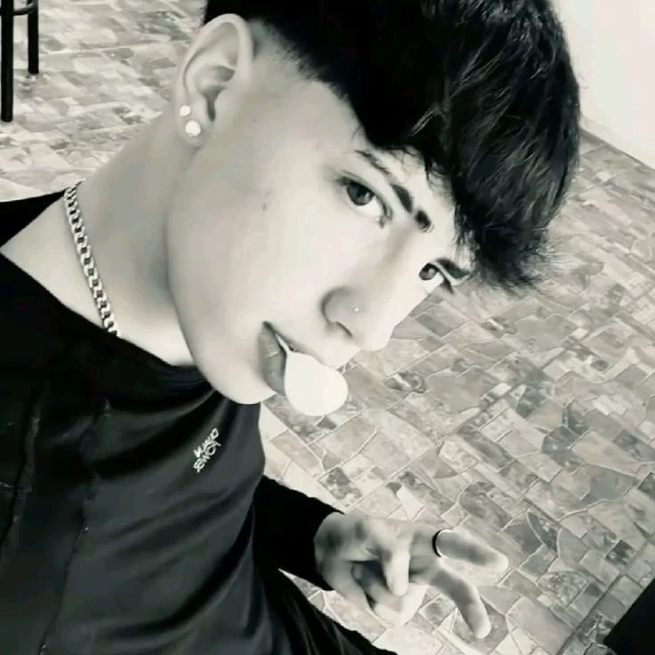 Eduardo thumbnail