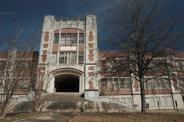 The haunted school thumbnail