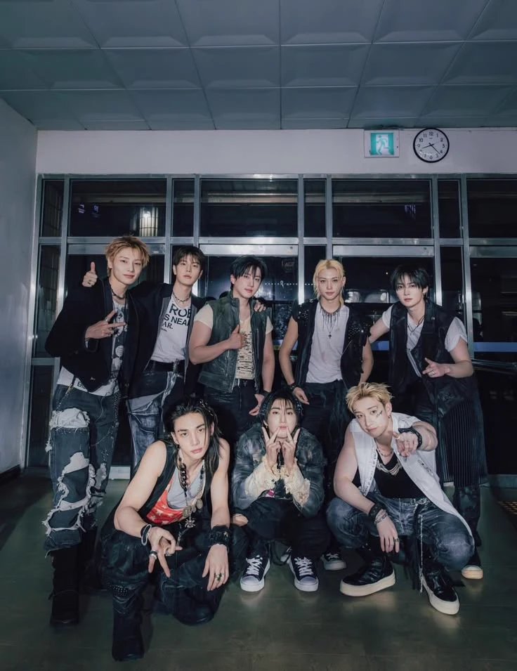 Stray Kids thumbnail