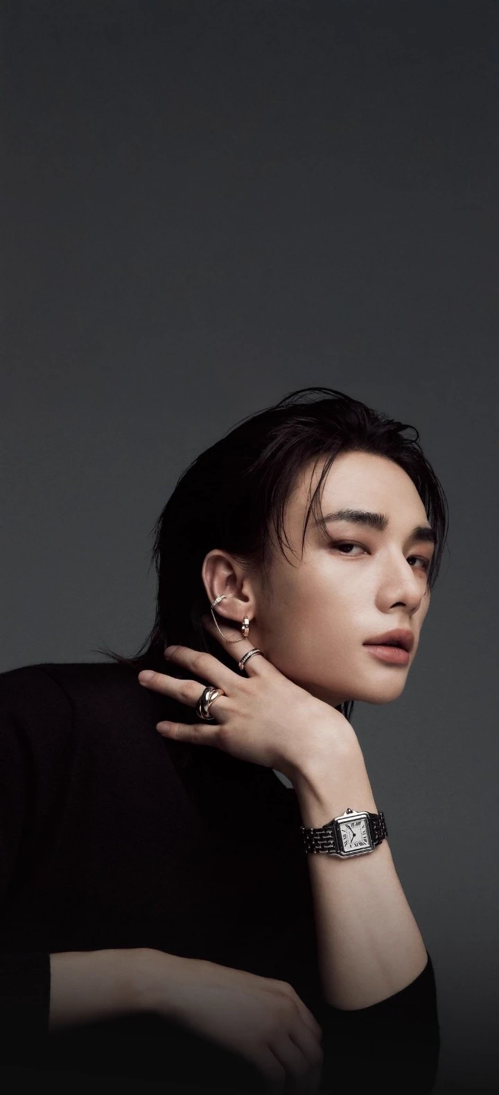 Hwang Hyunjin thumbnail