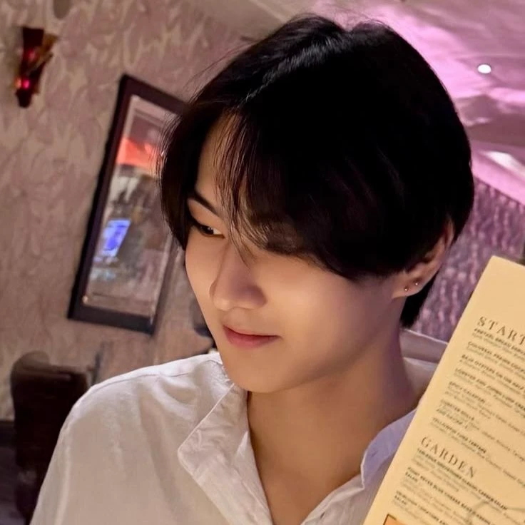 Yang Jungwon thumbnail