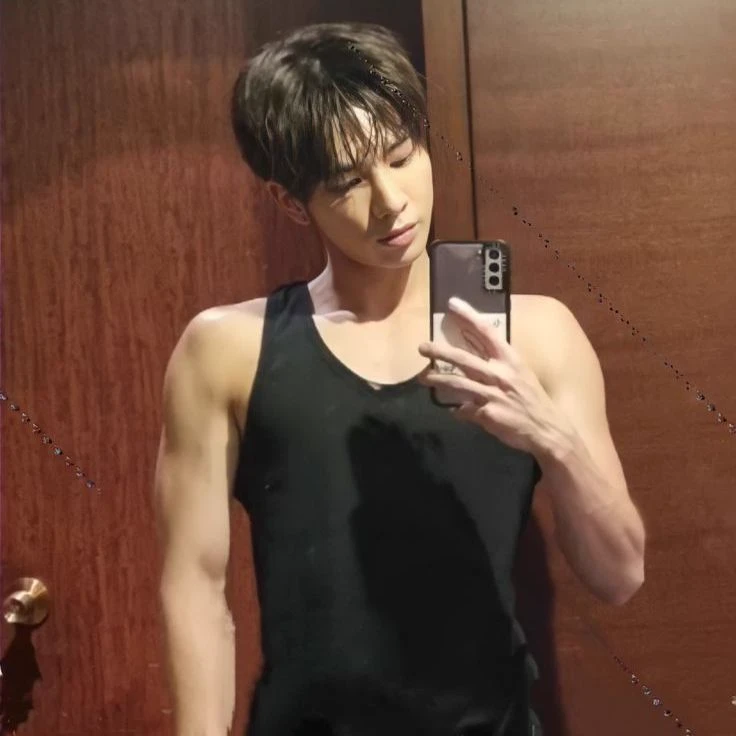 To Taehyun thumbnail