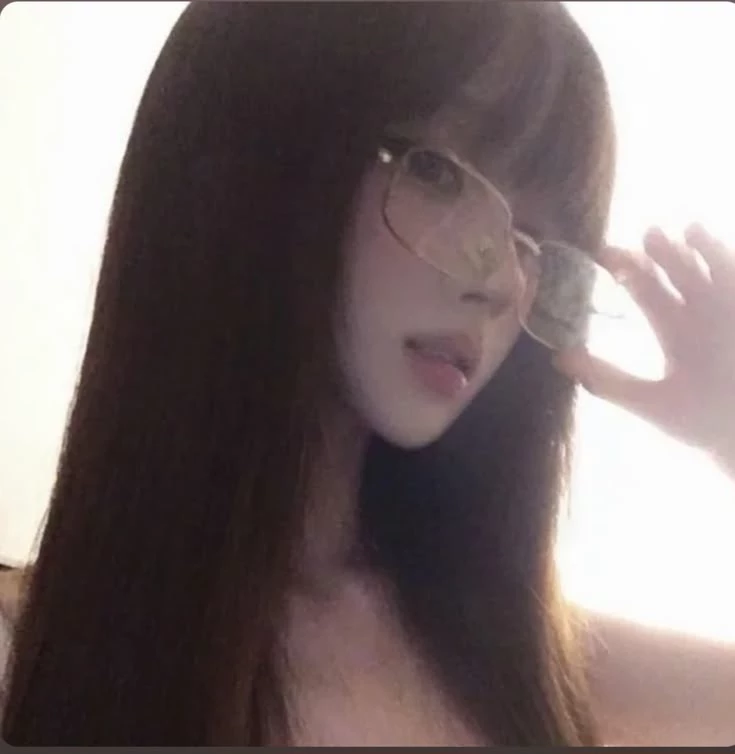 Lina ♡ thumbnail