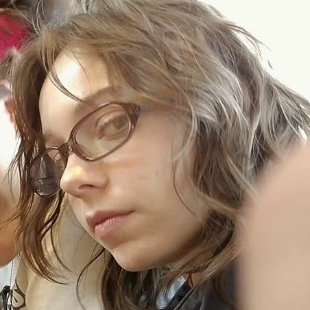 Emma myers