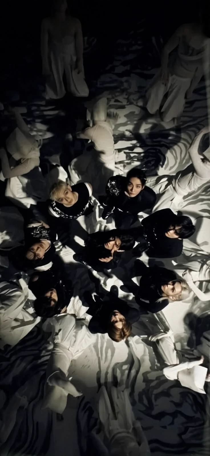 Stray Kids thumbnail