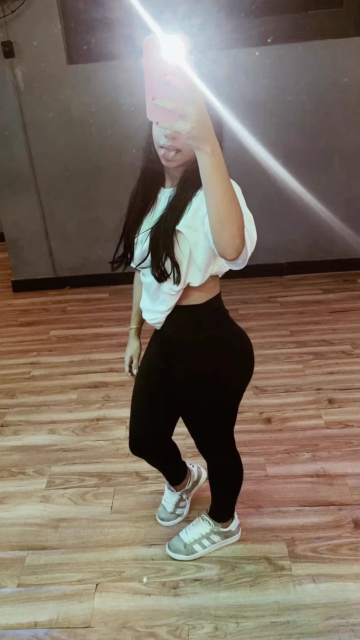 Júlia thumbnail