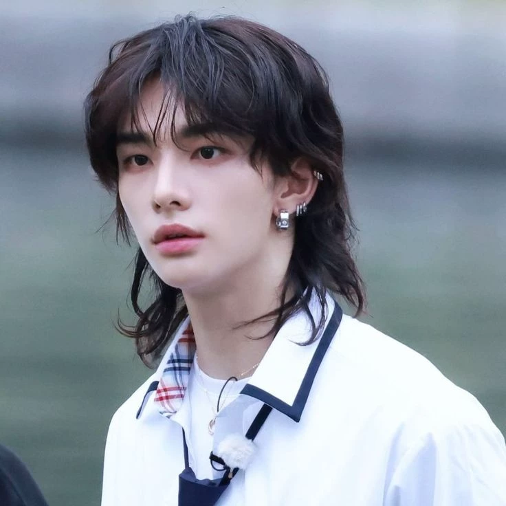 Hwang Hyunjin || New student 🔥. thumbnail
