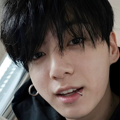 Jungkook 😘😘😘 thumbnail