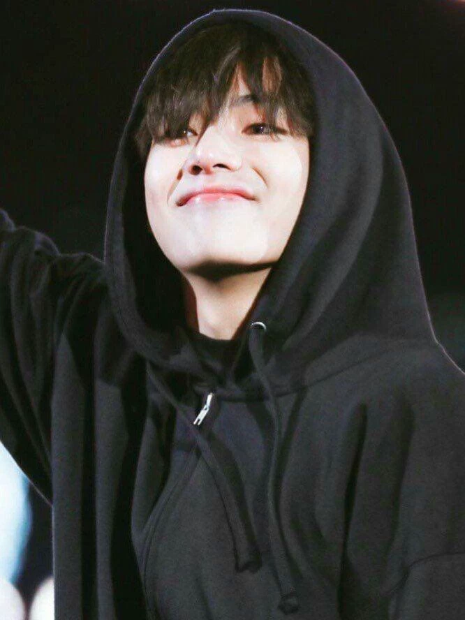Kim Taehyung thumbnail
