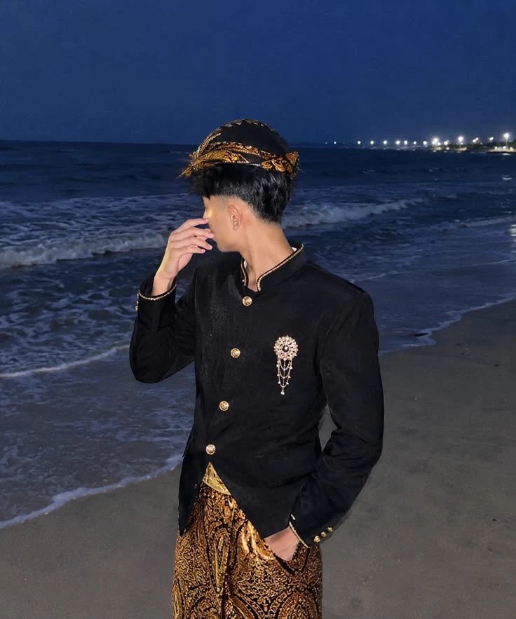 Arjuno sinawang (your Javanese husband) thumbnail
