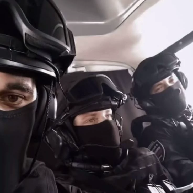 4 military masked men  thumbnail
