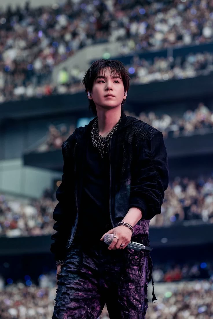 Min Yoongi /Suga thumbnail