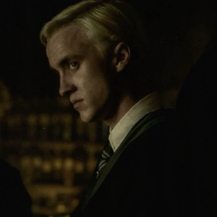 Draco Malfoy thumbnail