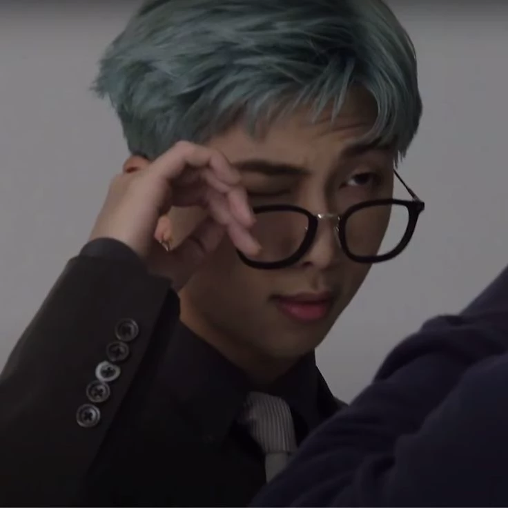 Kim Namjoon thumbnail