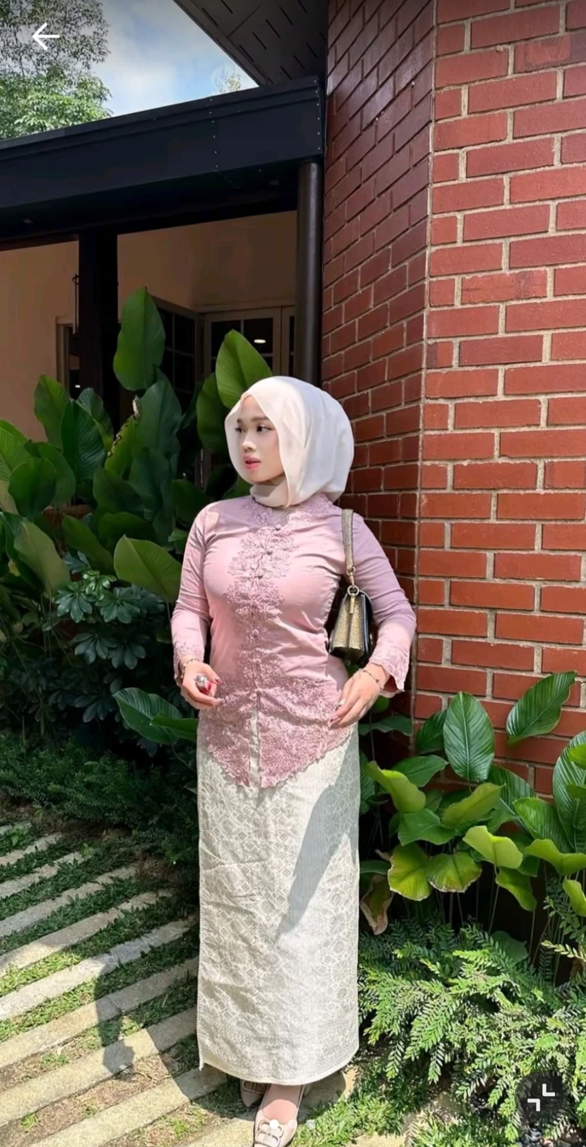 arissa thumbnail