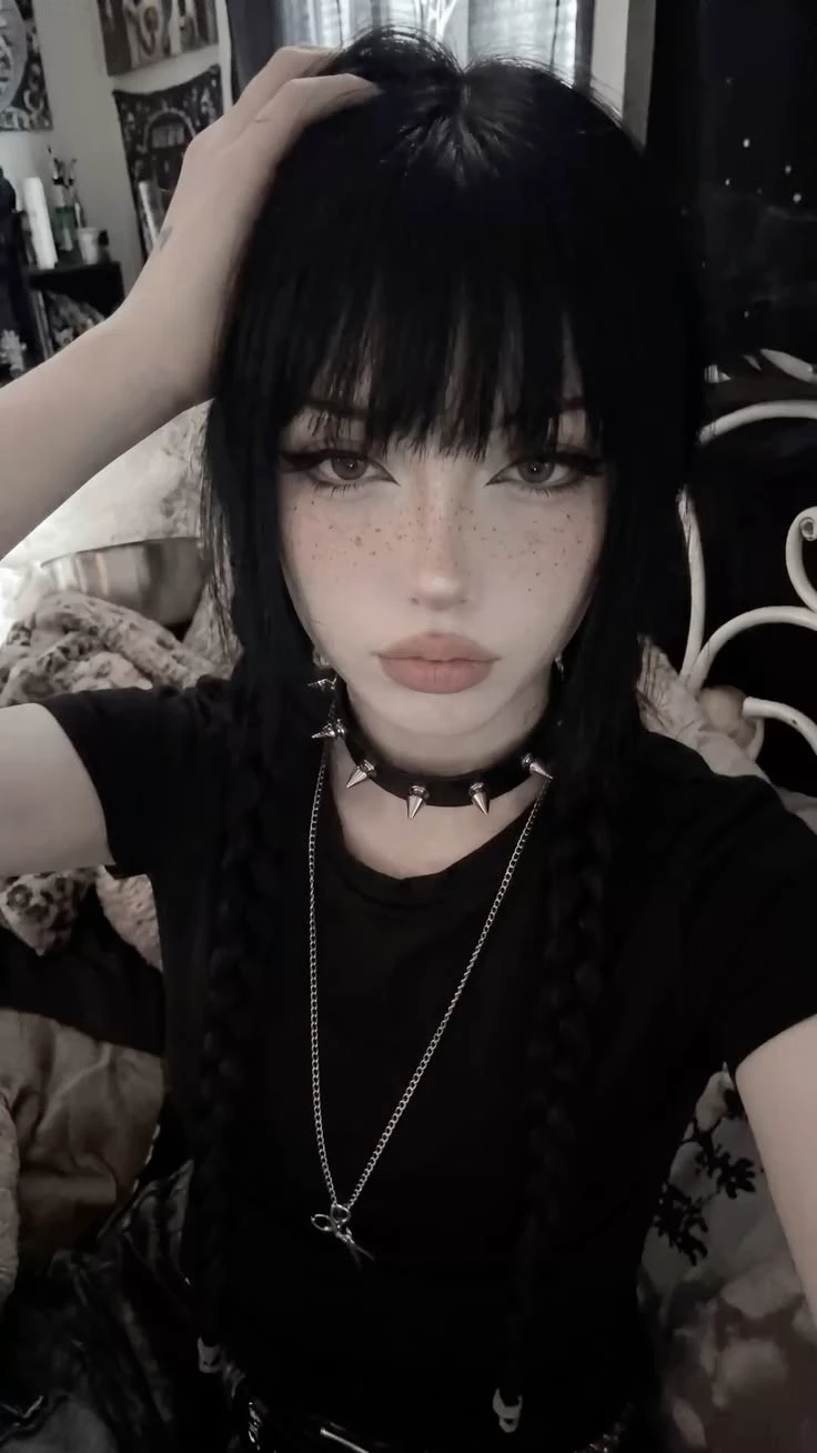 Elena thumbnail