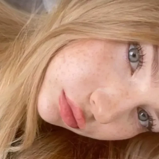 Clara 