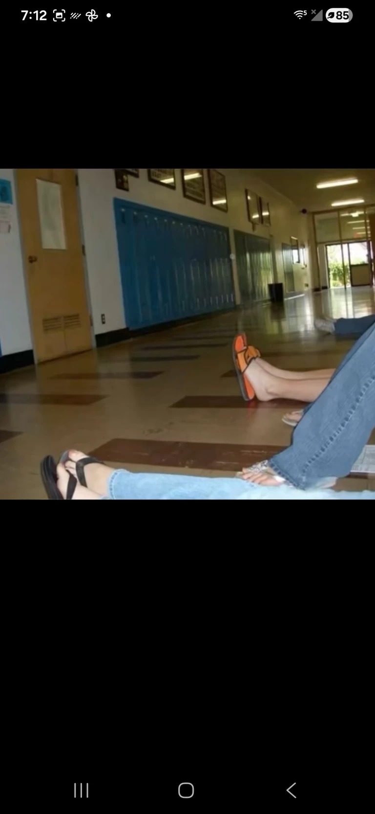 2000s school rp thumbnail