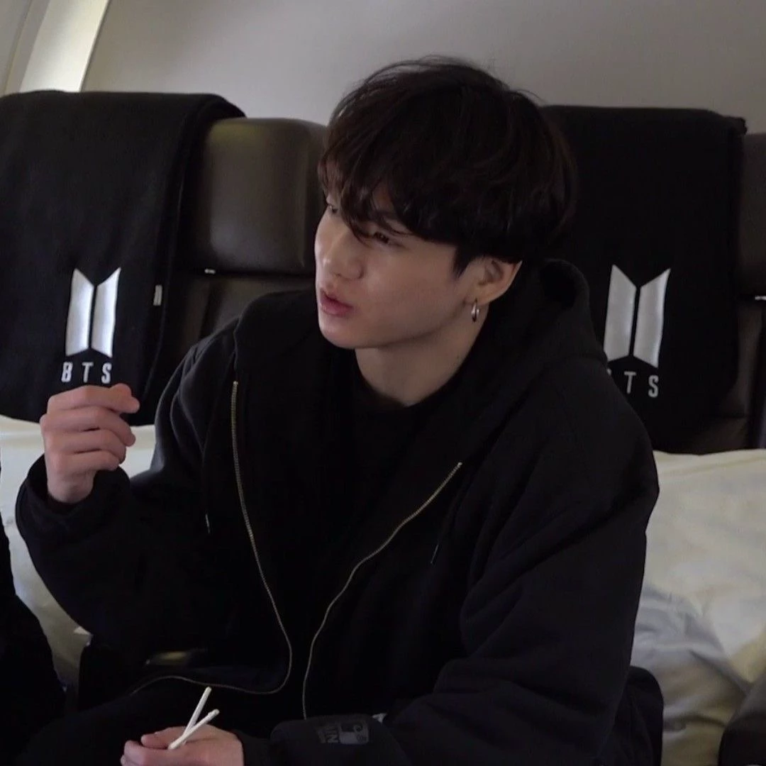 jungkook thumbnail