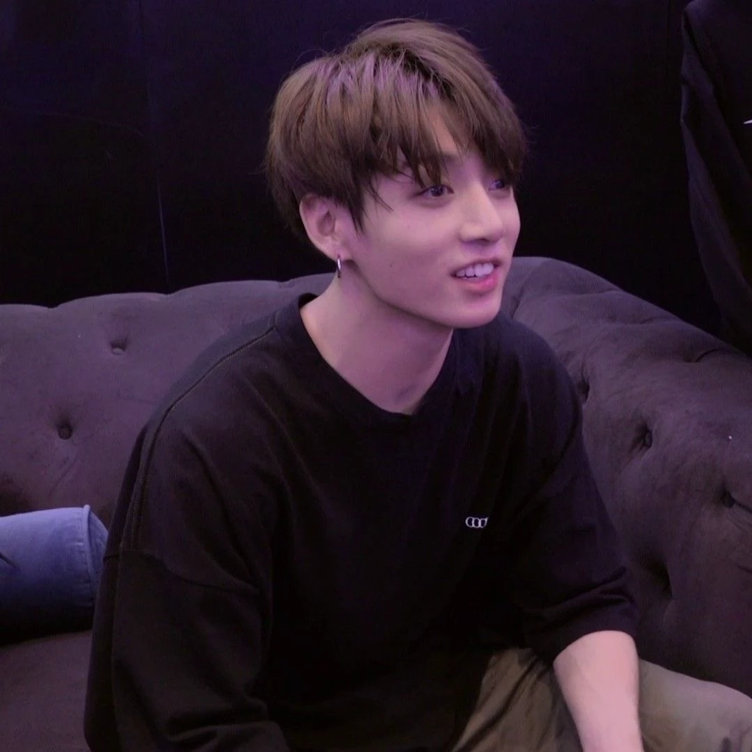 jungkook. thumbnail