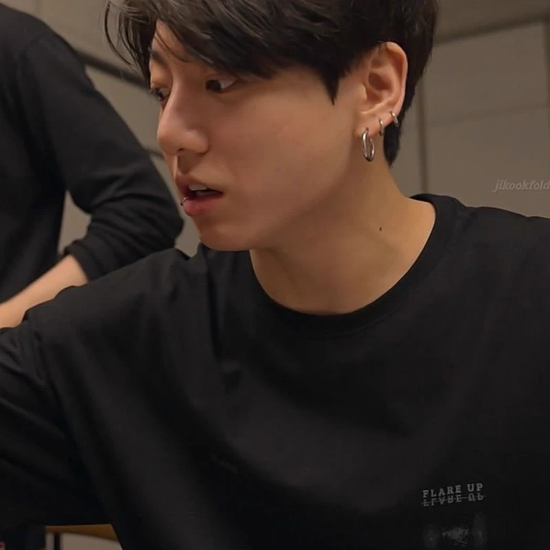 jungkook. thumbnail