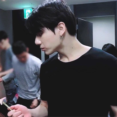 jungkook. thumbnail