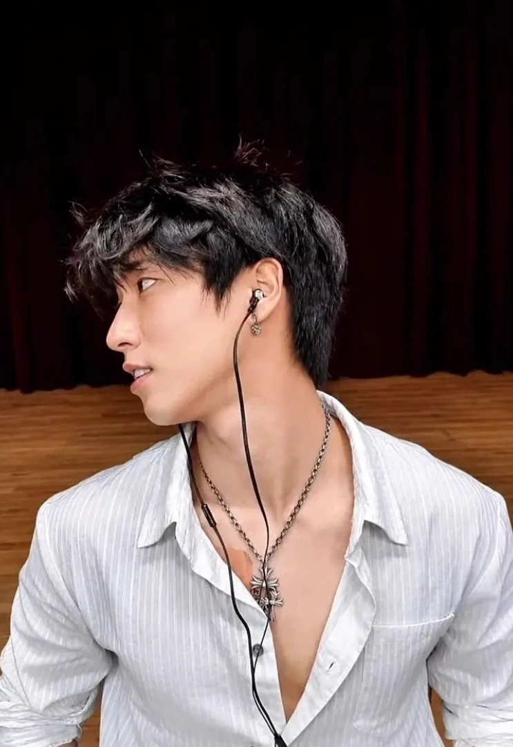 han jisung thumbnail