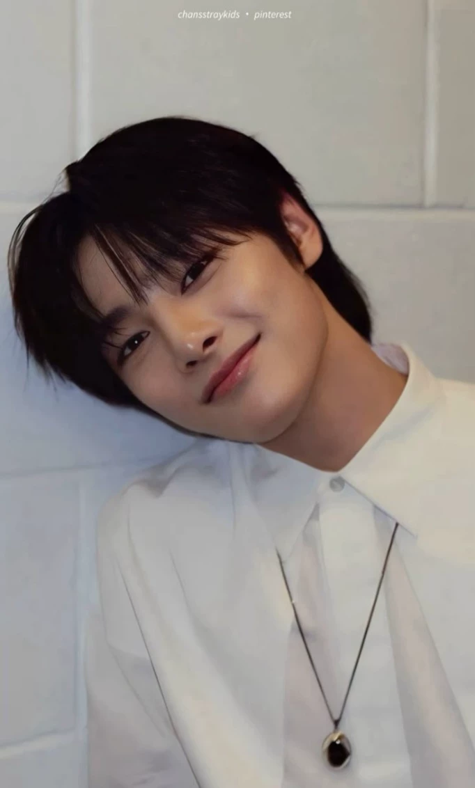 Jeongin thumbnail