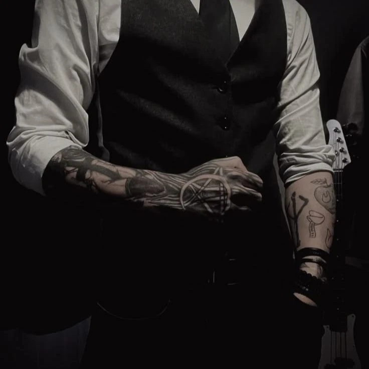 Your husband is a mafia leader thumbnail