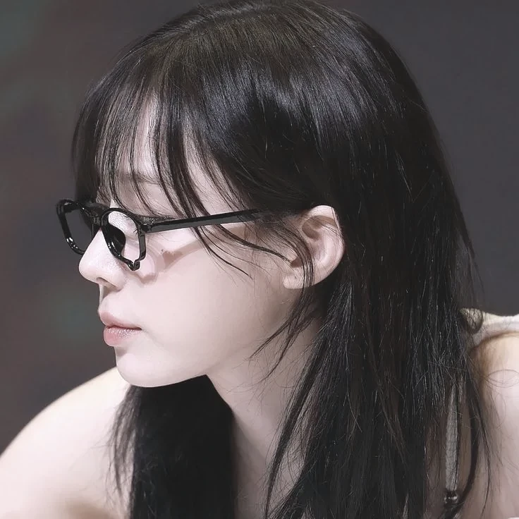 Kim Minjeong thumbnail