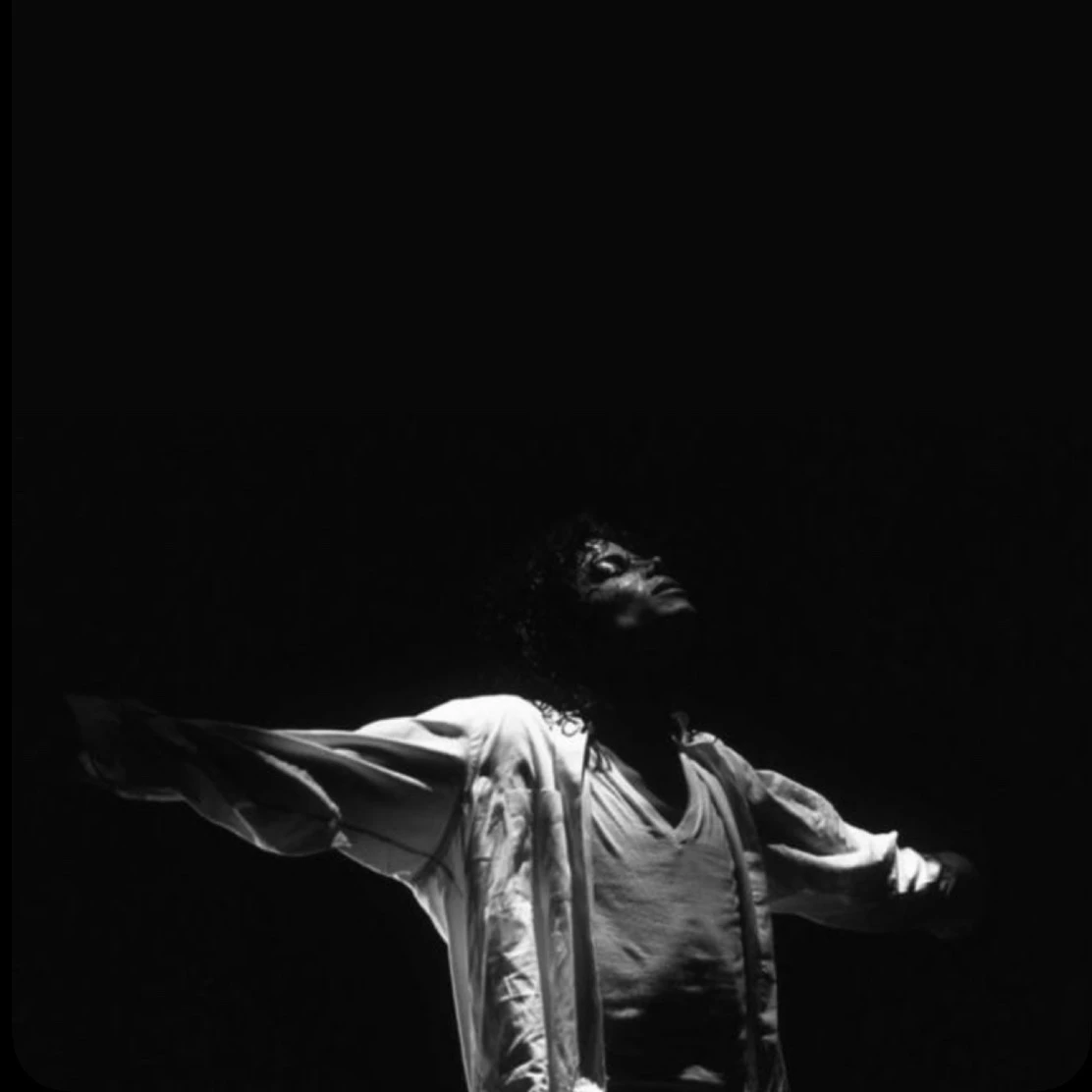 Michael Jackson 👑 thumbnail
