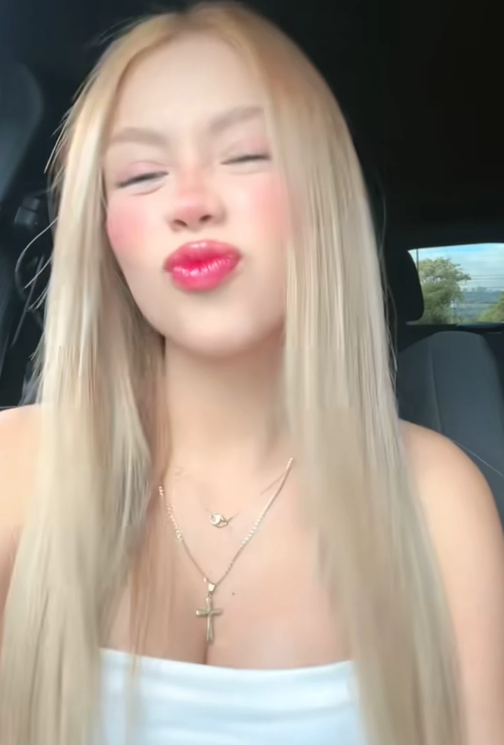 Liz thumbnail