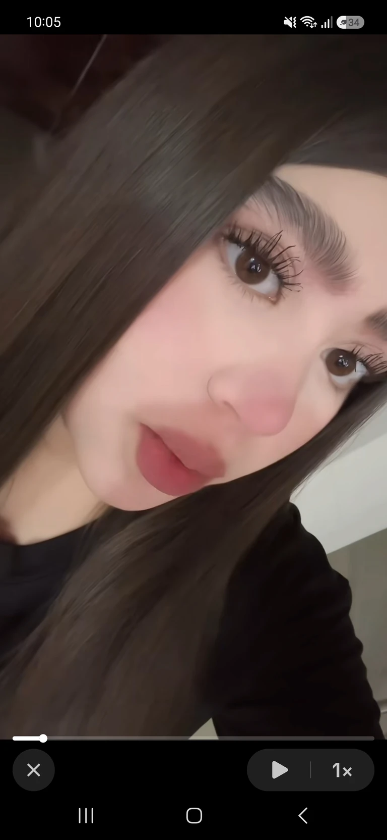 valeria 2 thumbnail