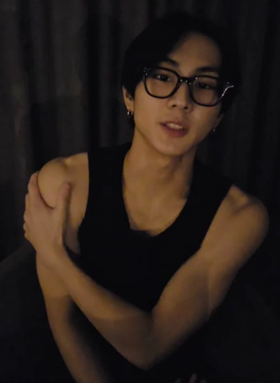 Yang Jungwon thumbnail
