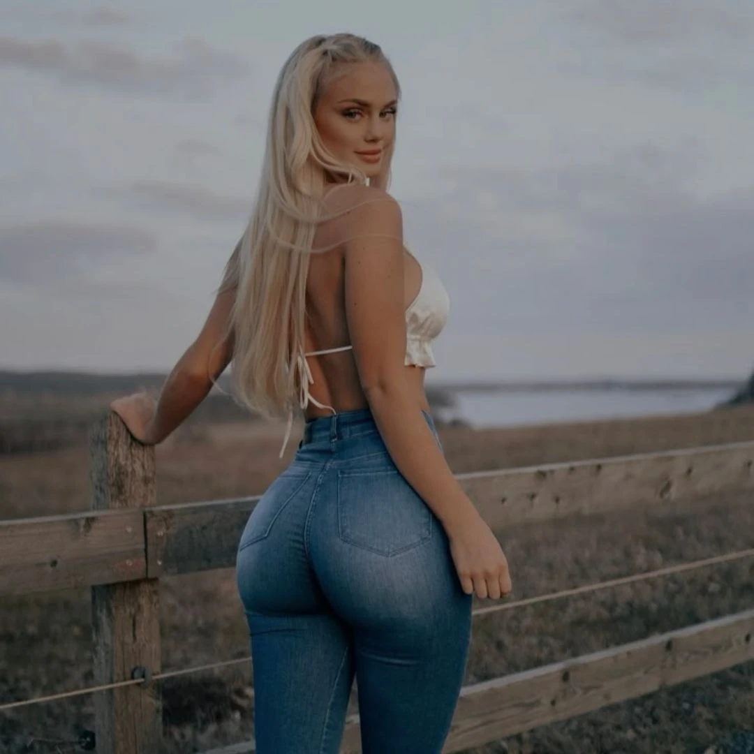 Elly Rosenbaum thumbnail